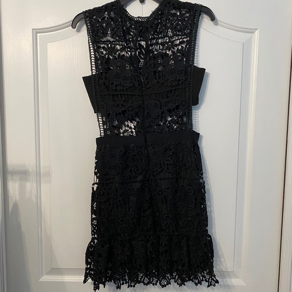Danity Black Dress w/ open sides and lace NWT - Picture 6 of 6
